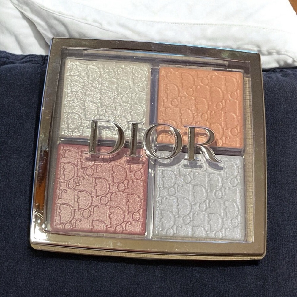 The Dior Backstage Glow Face Multi-Color Palette